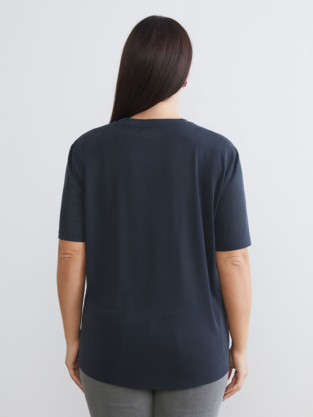 Siyah Büyük Beden Bisiklet Yaka Kadın Tişört 2'li-5