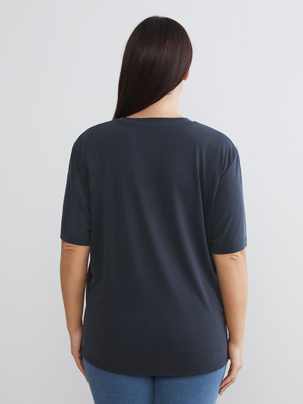 Siyah Büyük Beden V Yaka Kadın Tişört 2'li-7