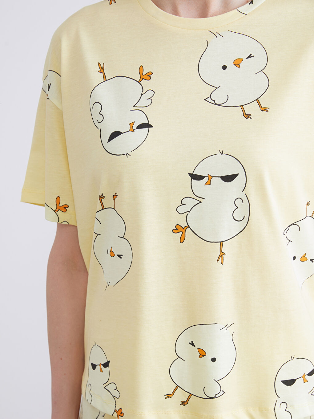 Sarı Bisiklet Yaka Baskılı Kadın Şortlu Pijama Takımı-2