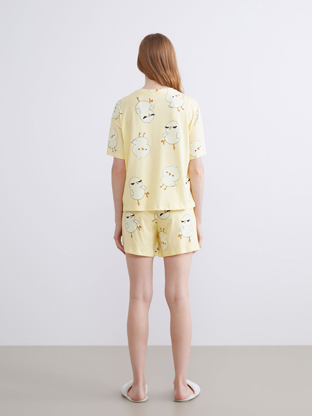 Sarı Bisiklet Yaka Baskılı Kadın Şortlu Pijama Takımı-3