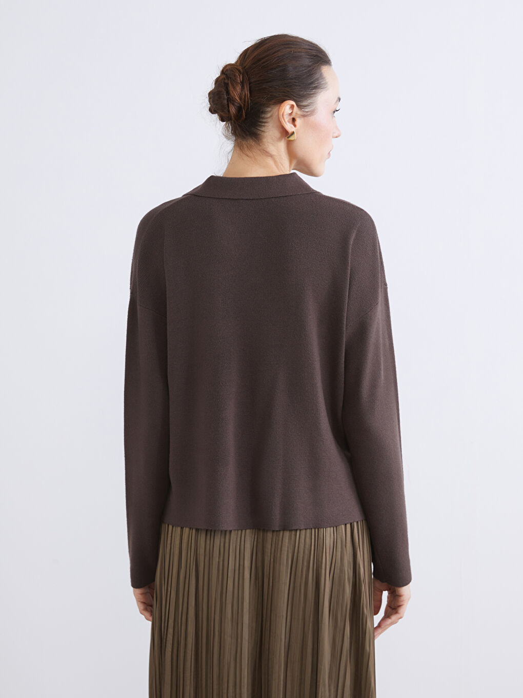 Свитер из трикотажа с воротником поло для женщин-4