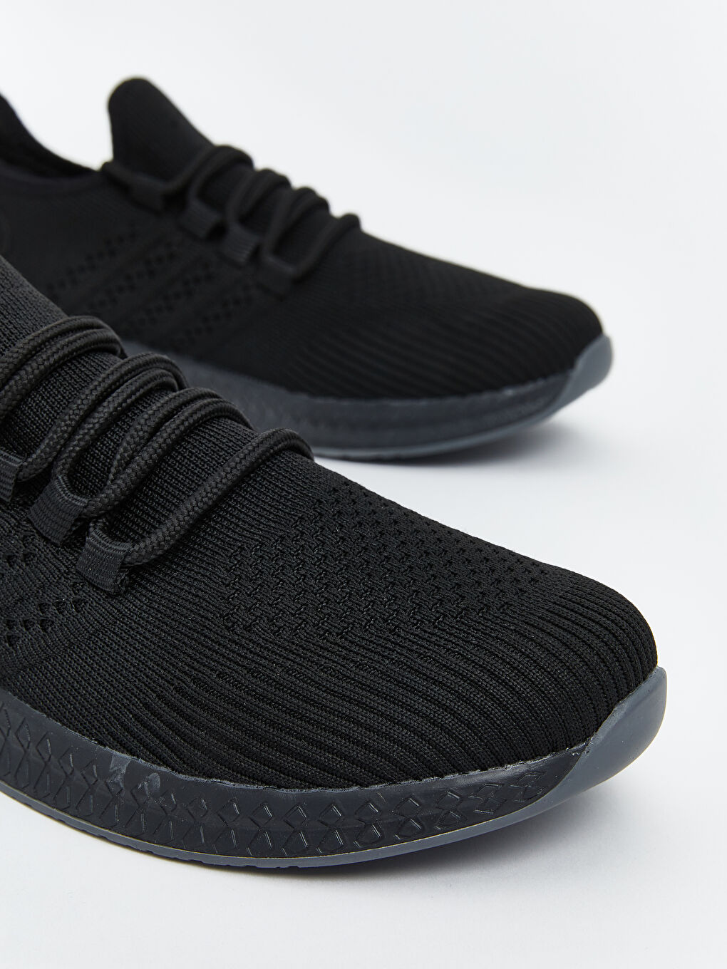 Siyah Bağcıklı Erkek Spor Ayakkabı-2