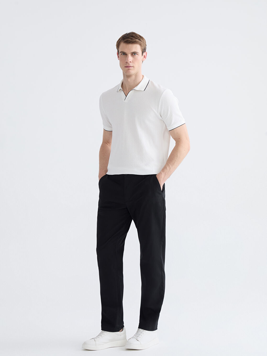 Siyah Standart Kalıp Erkek Chino Pantolon