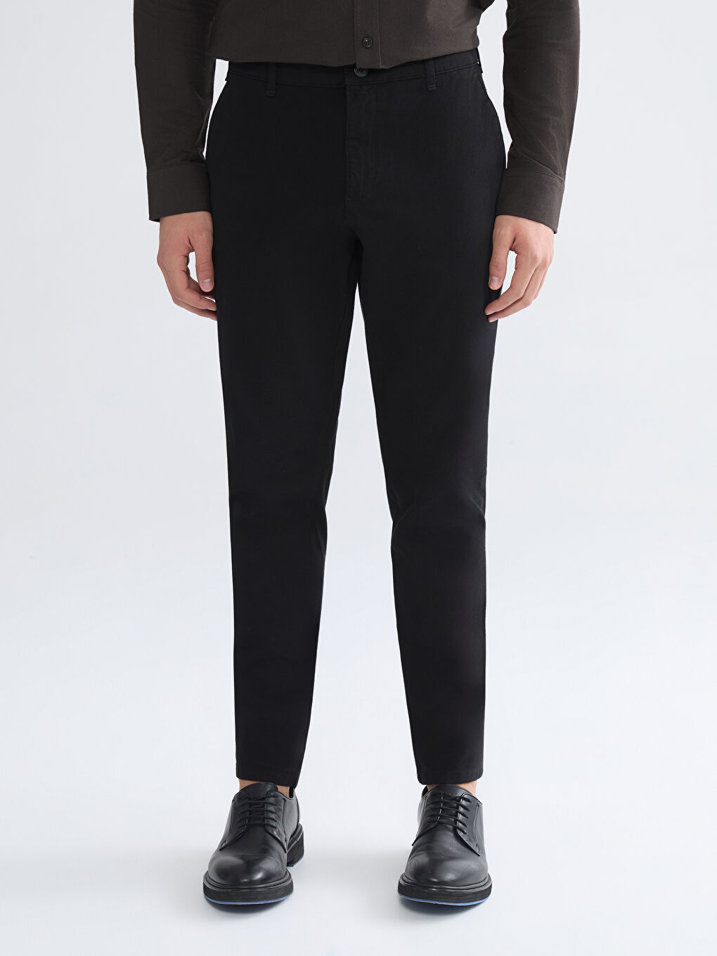 Siyah Dar Kalıp Erkek Chino Pantolon-1