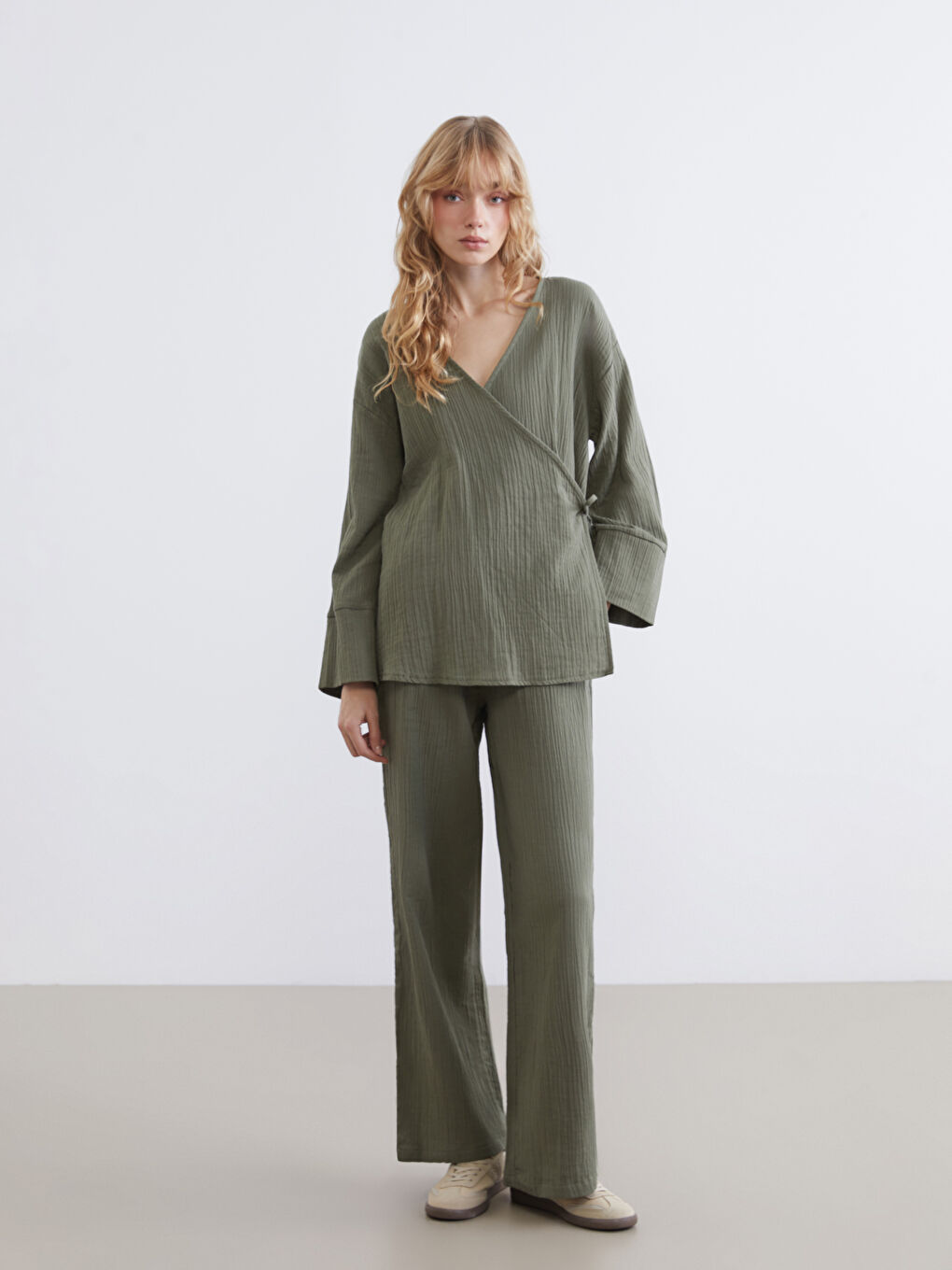 سروال نساء موسلين مزخرف بخصر مطاطي-1