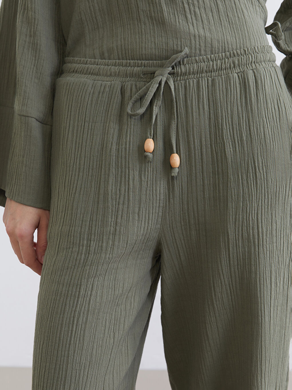 سروال نساء موسلين مزخرف بخصر مطاطي-4