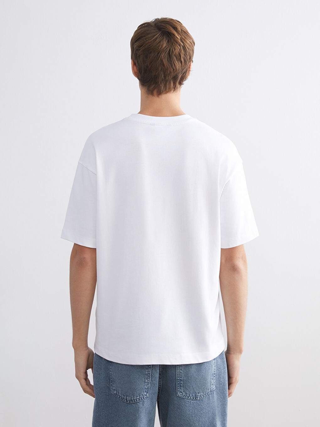 Beyaz Bisiklet Yaka Penye Erkek Tişört-3