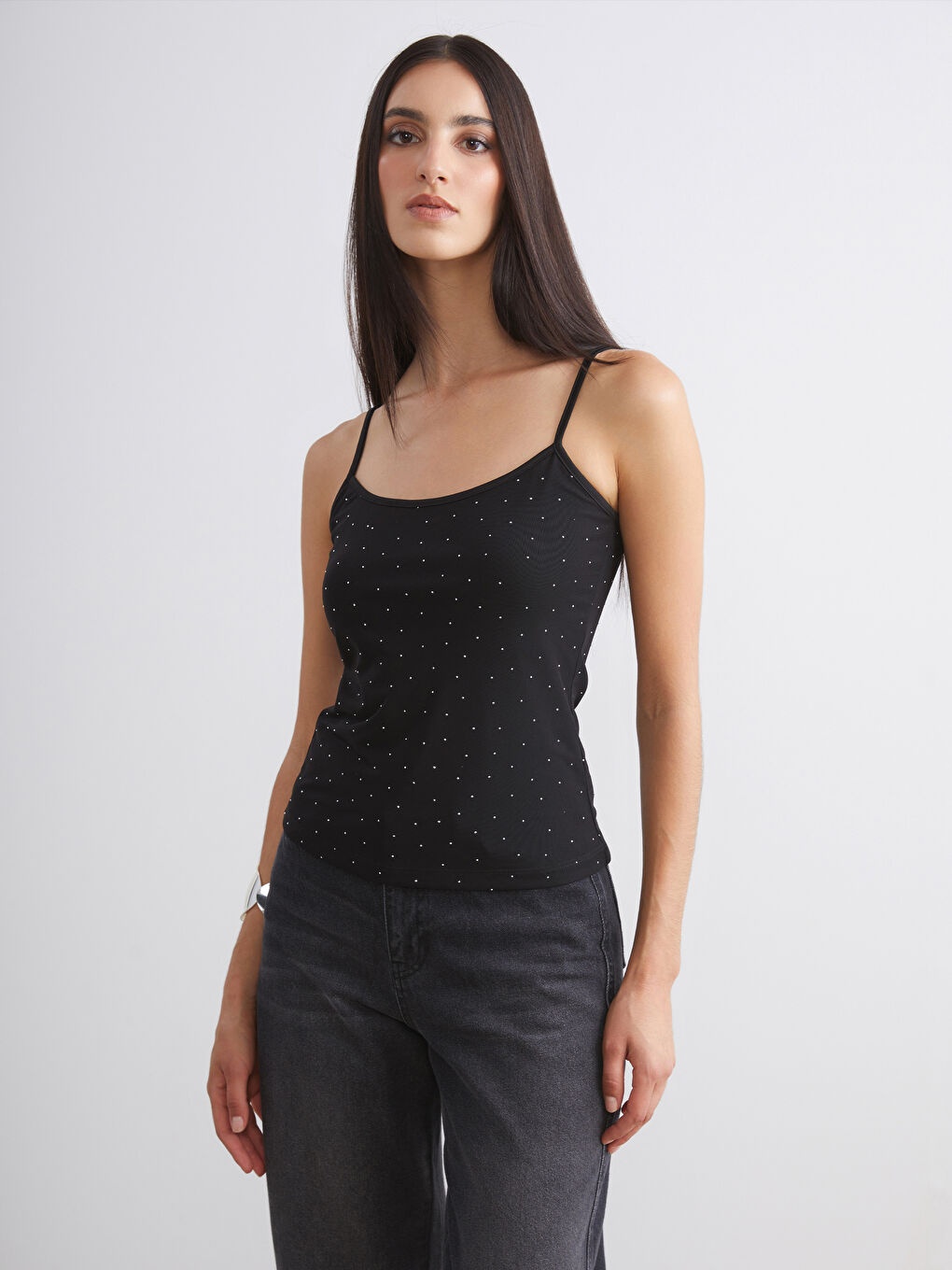 Siyah Kare Yaka Taşlı Kadın Atlet-3