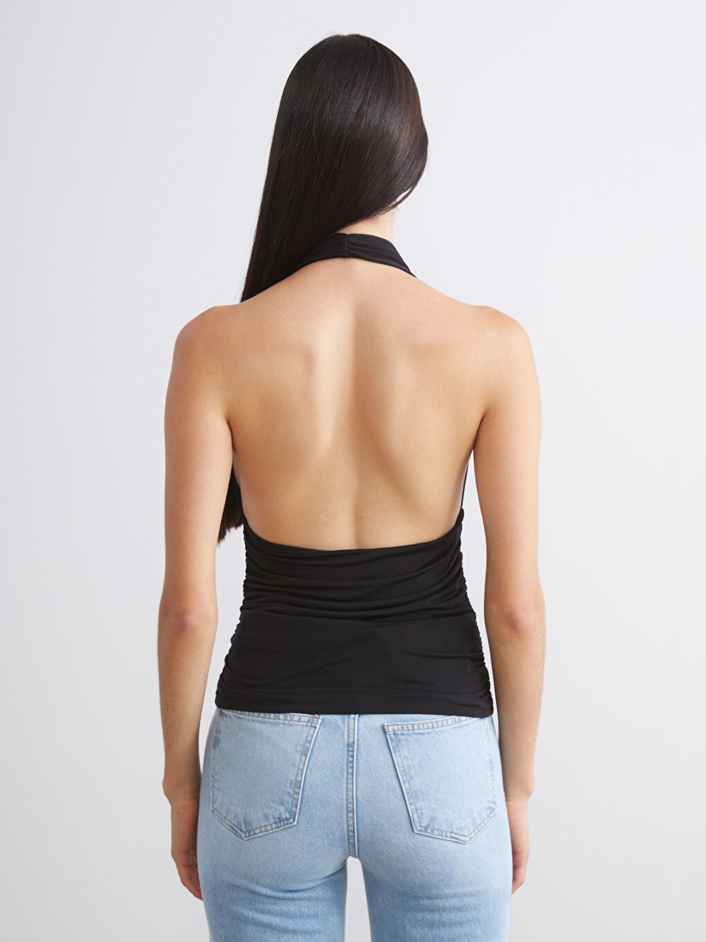 Siyah Halter Yaka Büzgülü Bluz-3