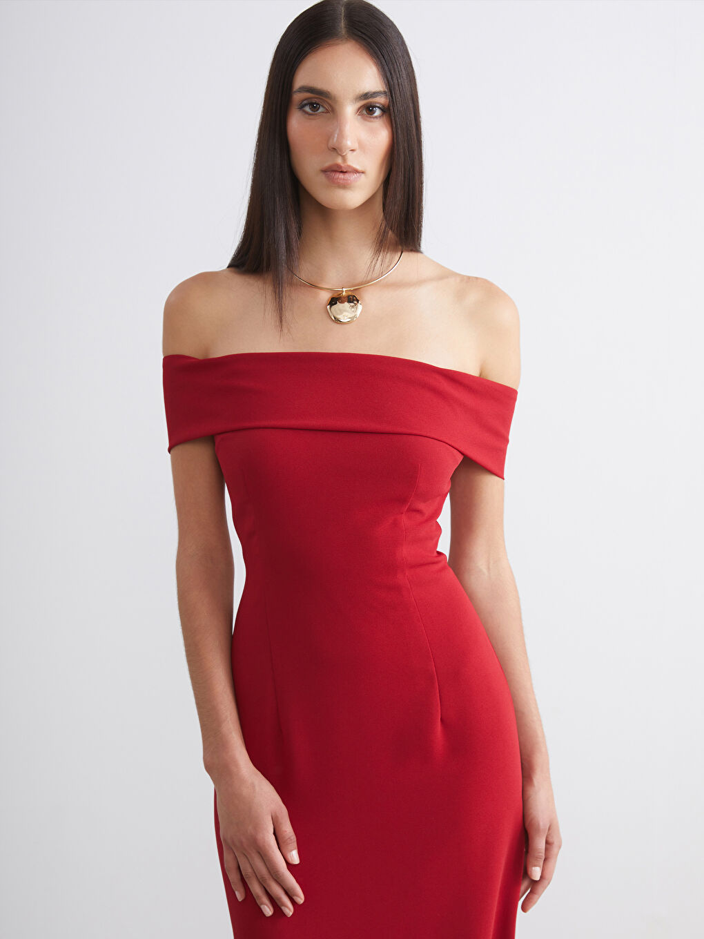 Kırmızı Kayık Yaka Yırtmaçlı Bodycon Elbise-1