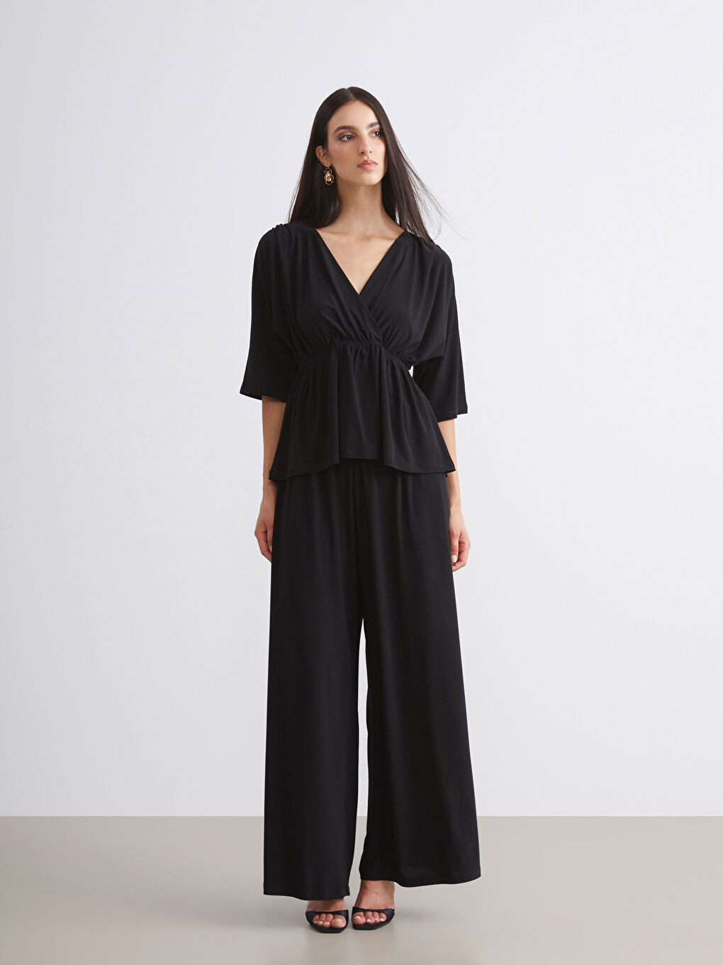 Siyah Beli Lastikli Geniş Paça Kadın Pantolon