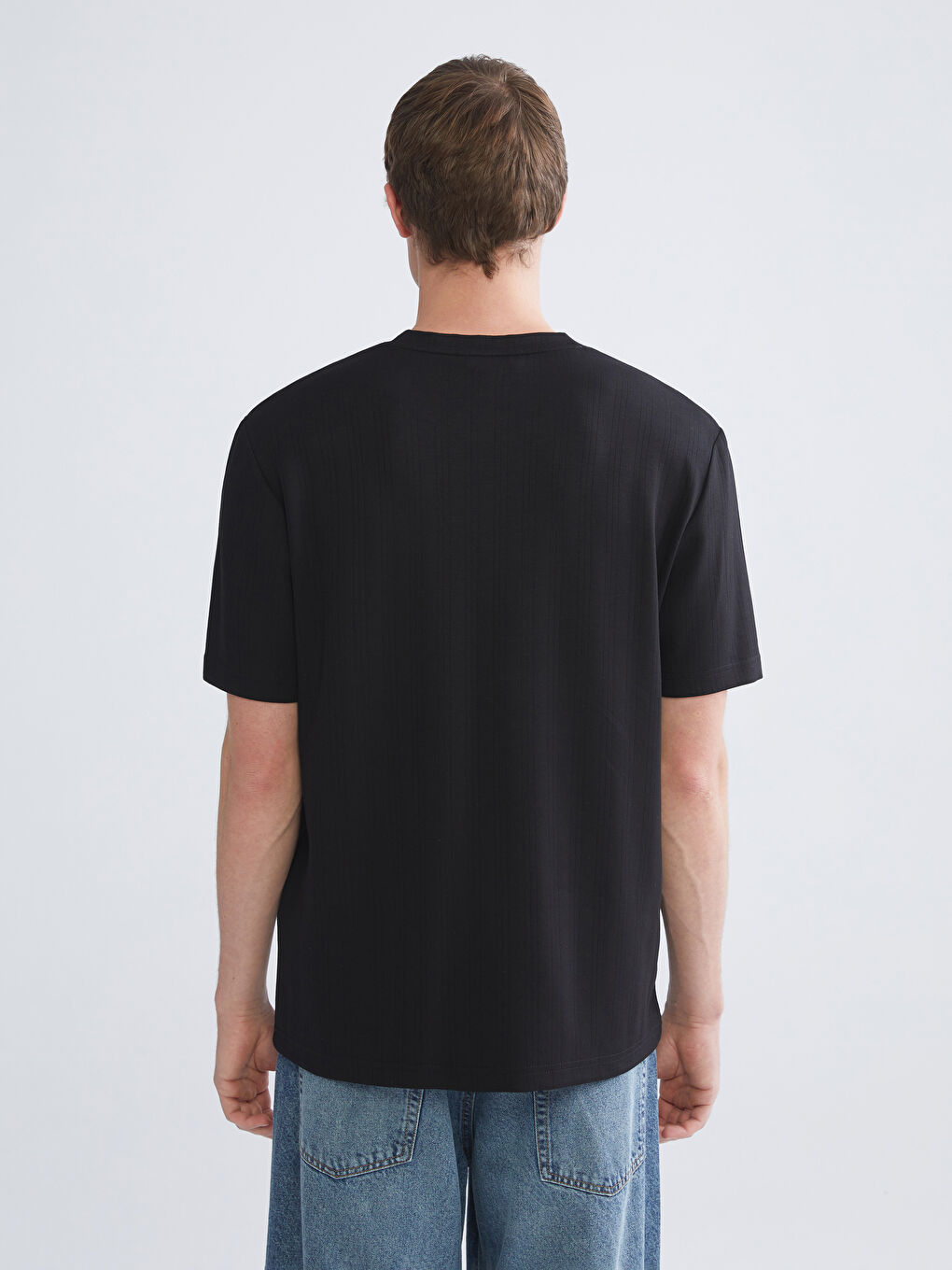 Siyah Bisiklet Yaka Erkek Tişört-3