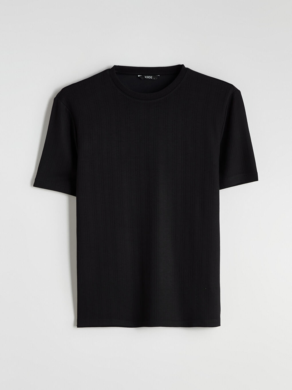 Siyah Bisiklet Yaka Erkek Tişört-4