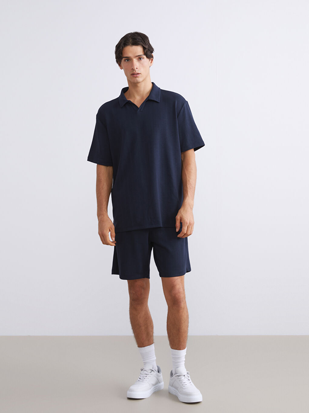 Lacivert Standart Kalıp Erkek Şort-1