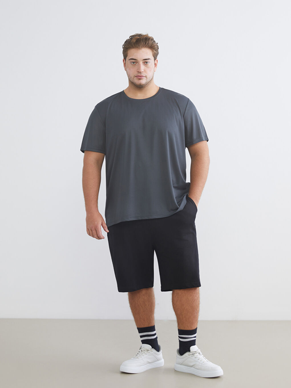 Gri Büyük Beden Bisiklet Yaka Erkek Spor Tişört-1