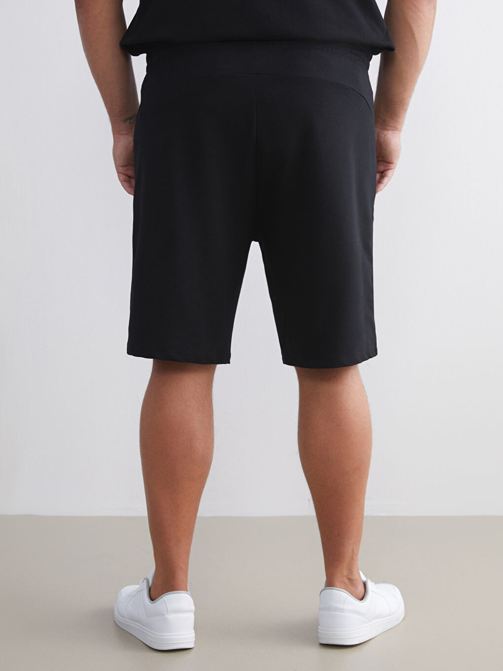 Man BLACK Active Shorts-3