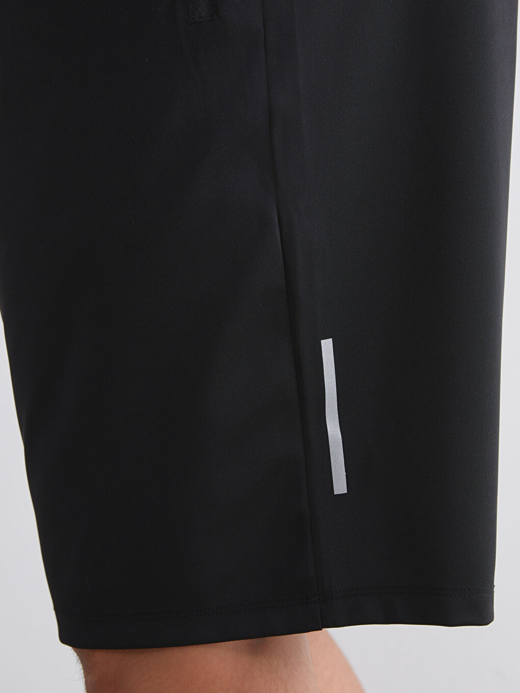 Man BLACK Active Shorts-2
