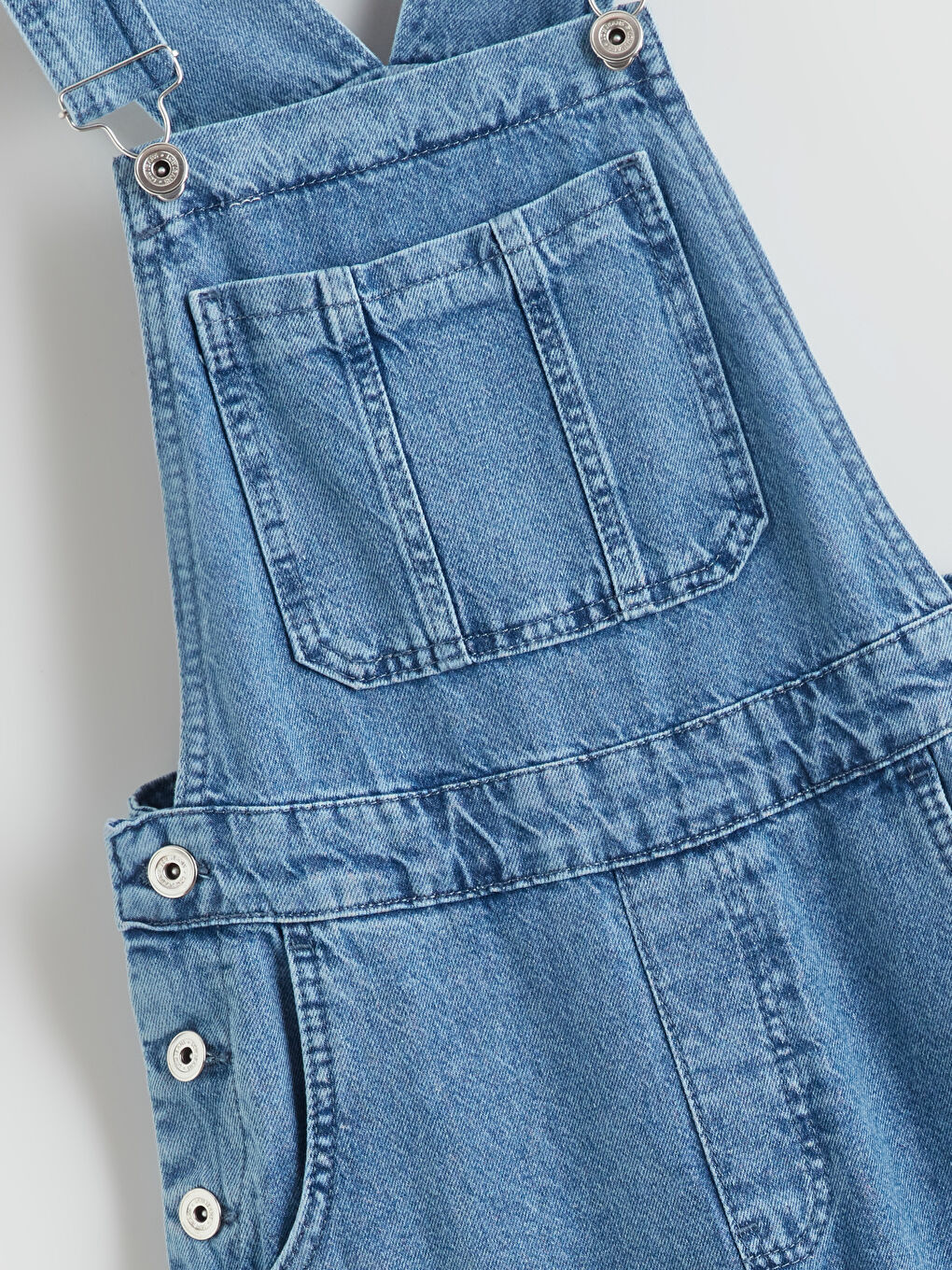 یاخەی چوارگۆشە بۆ ژنان بەدلەی جینز-6