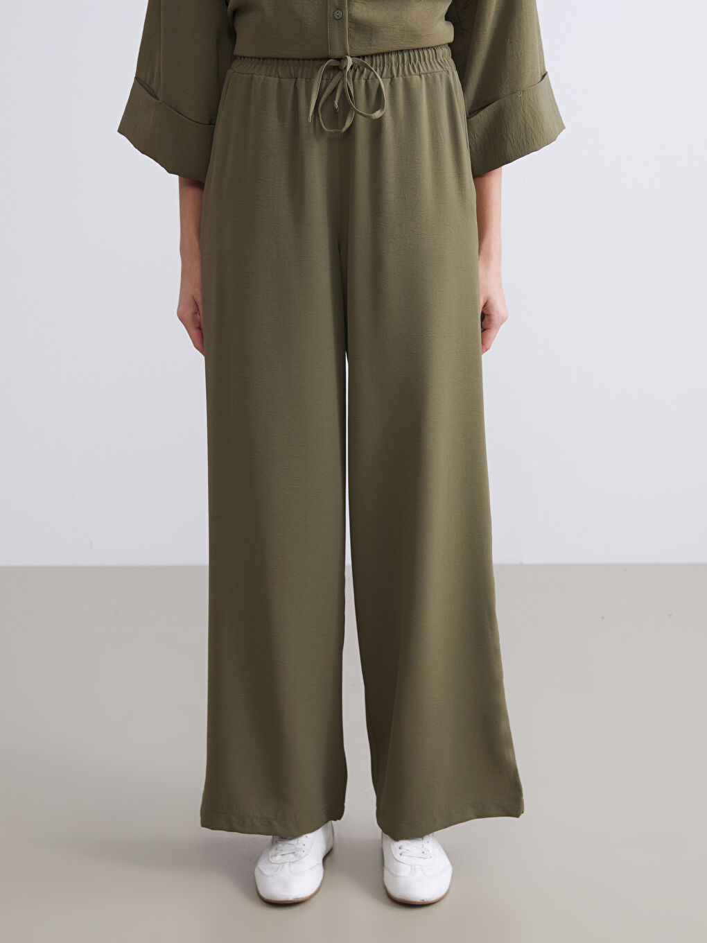 Elastic Waist Wide Leg Women's Trousers-2