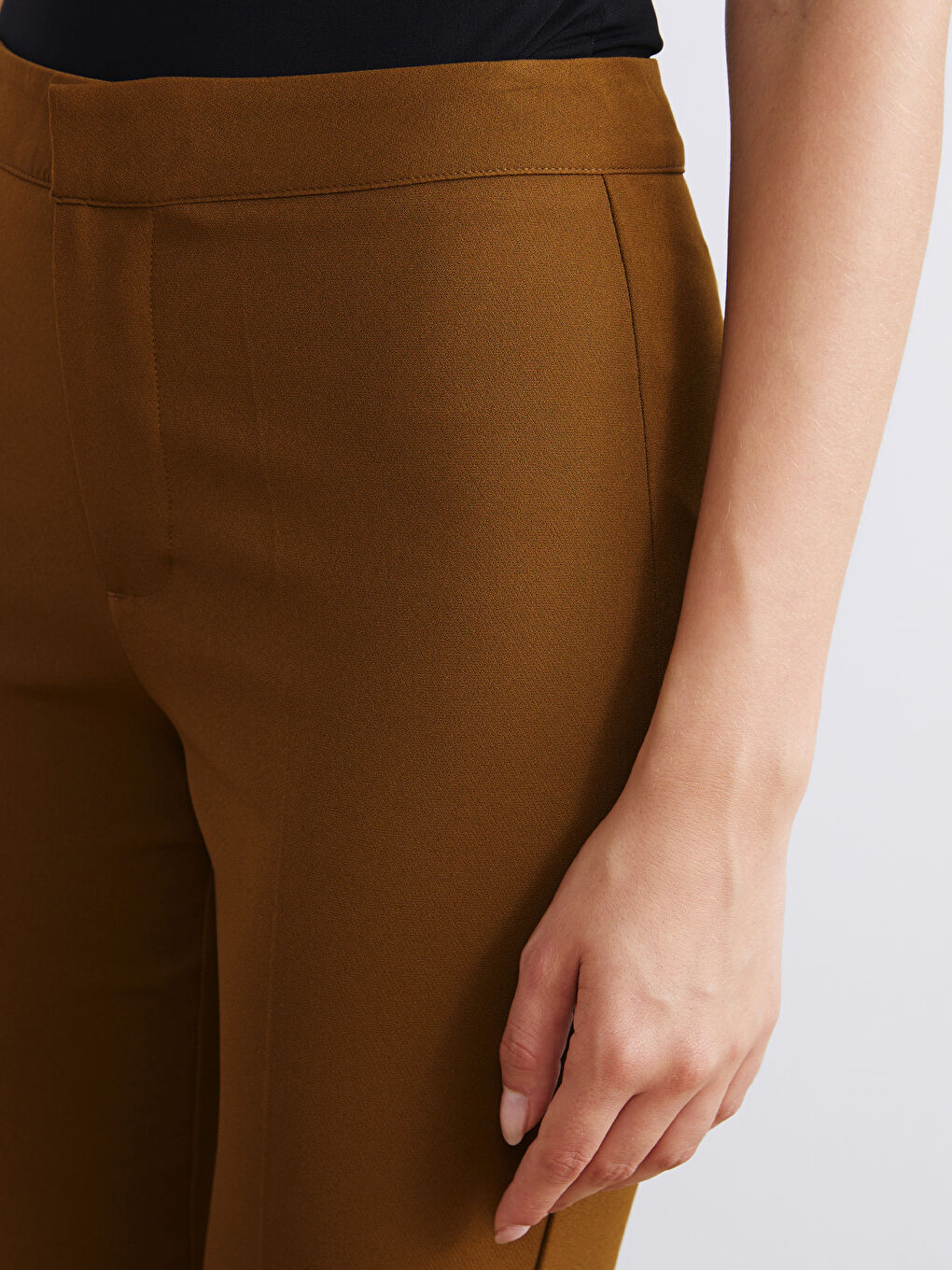 Yeşil Dar Fit İspanyol Paça Kadın Pantolon-2