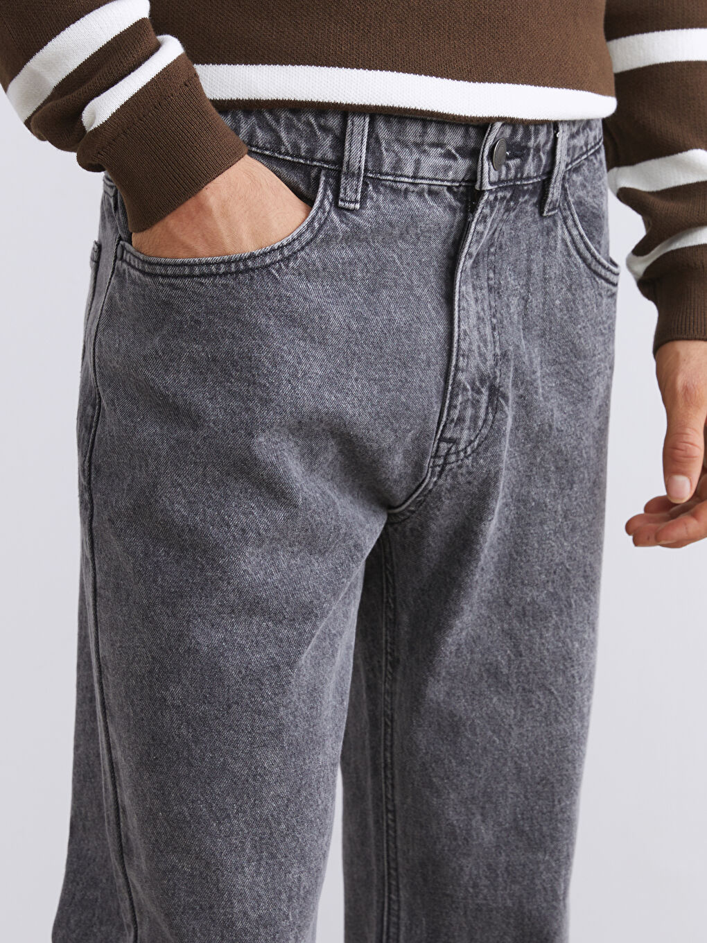 779 Джинсы Мужские Прямого Кроя-2