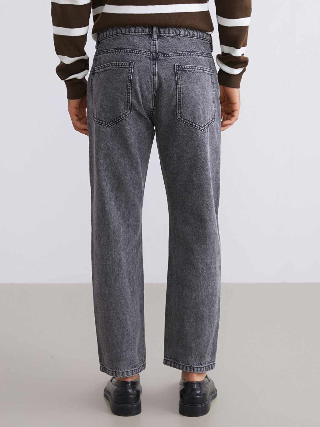 779 Джинсы Мужские Прямого Кроя-3