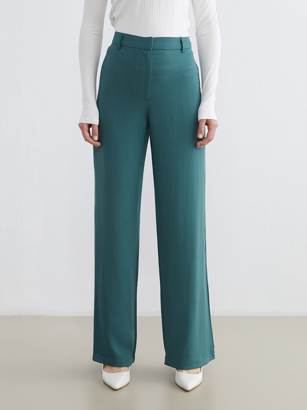 Yeşil Standart Fit Geniş Paça Kadın Pantolon-2