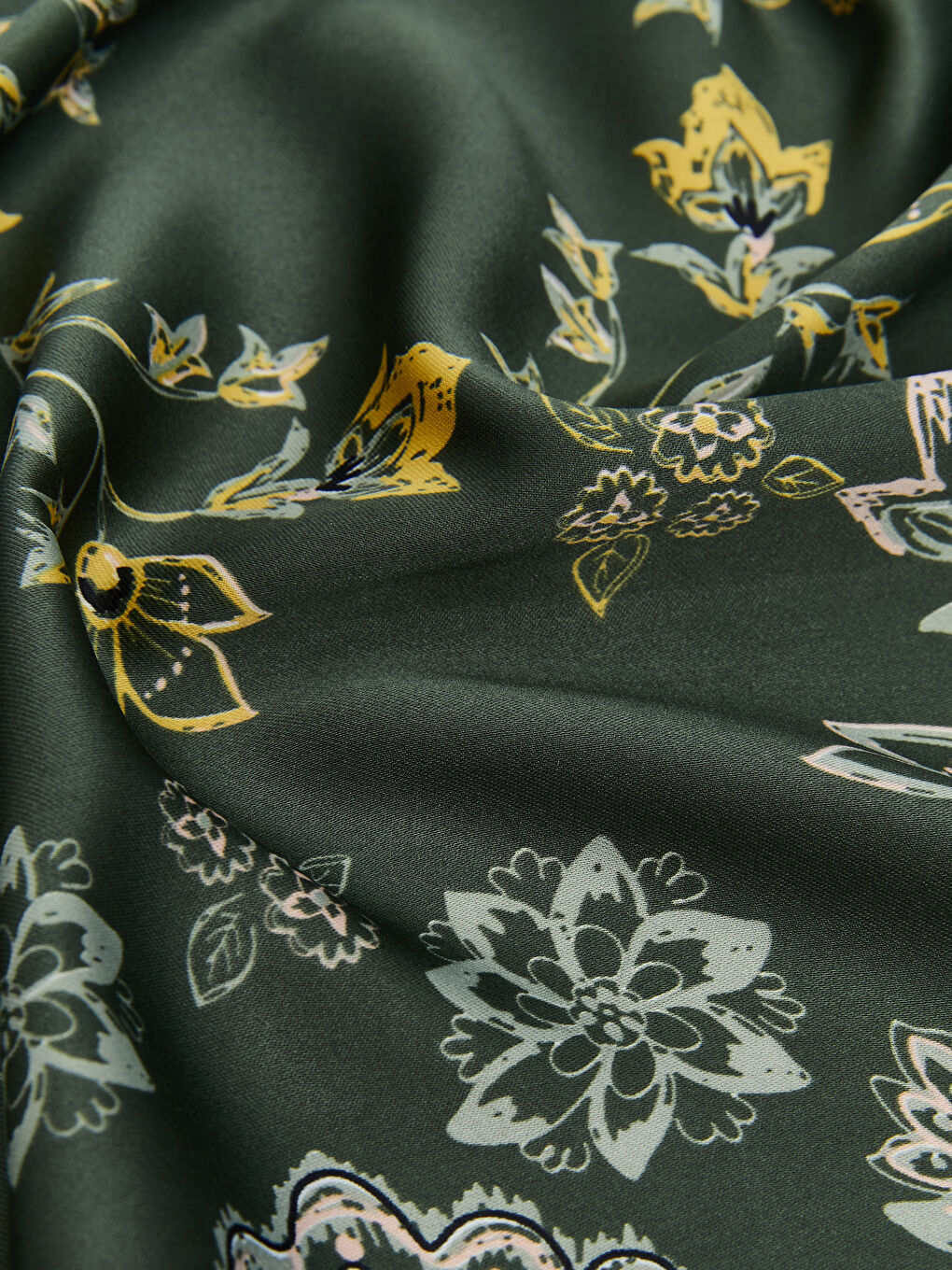 Haki Desenli Kadın Bandana-2