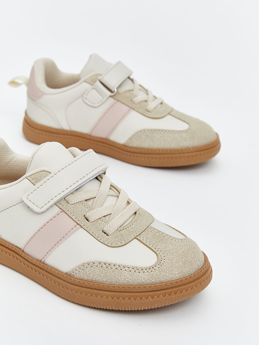 Bej Bağcık ve Cırt Cırtlı Kız Bebek Spor Ayakkabı-2