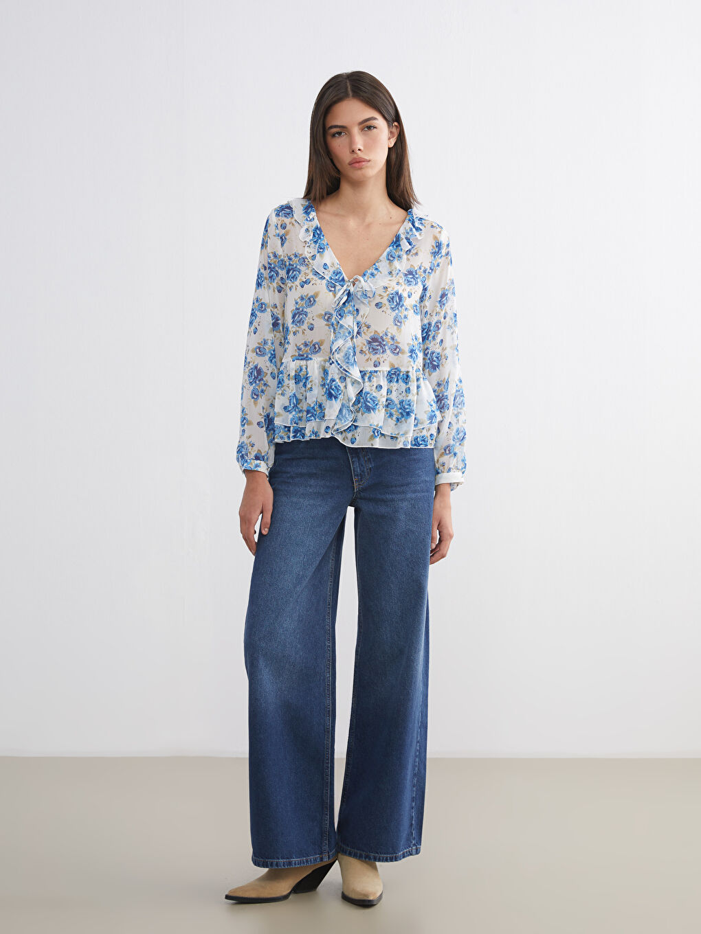 V Neck Floral Frilled Chiffon Blouse-2