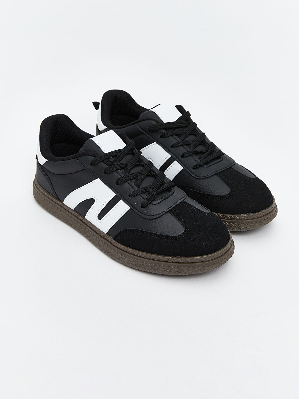 Siyah Bağcıklı Kız Çocuk Spor Ayakkabı