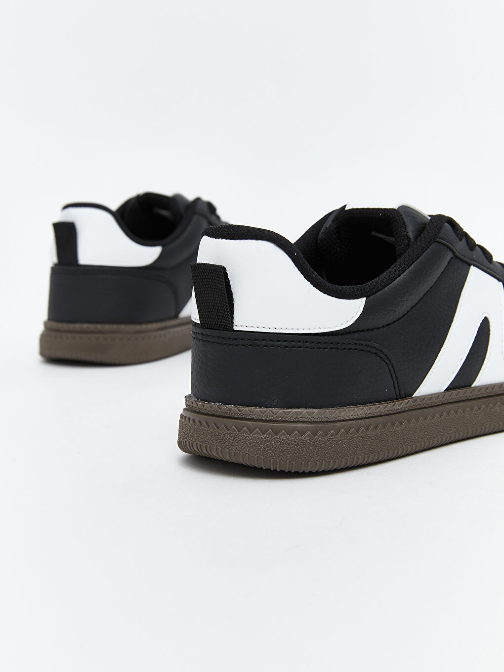 Siyah Bağcıklı Kız Çocuk Spor Ayakkabı-4