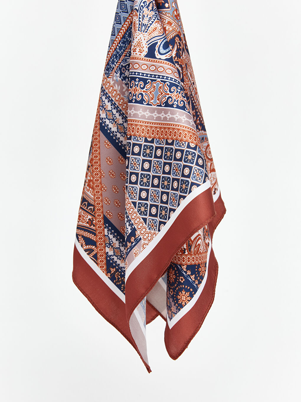 Kahverengi Desenli Kadın Bandana