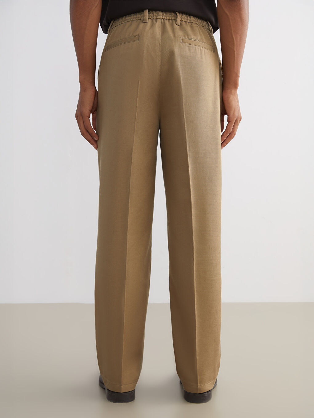 Bej Rahat Kalıp Erkek Pantolon-3