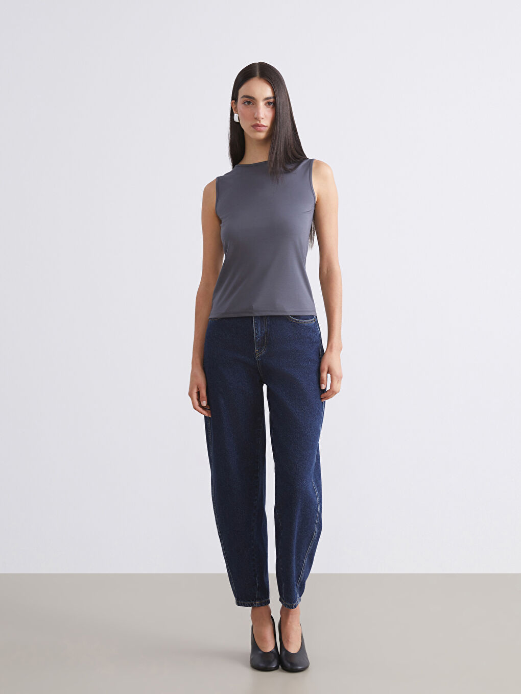 Gri Bisiklet Yaka Kadın Atlet-1