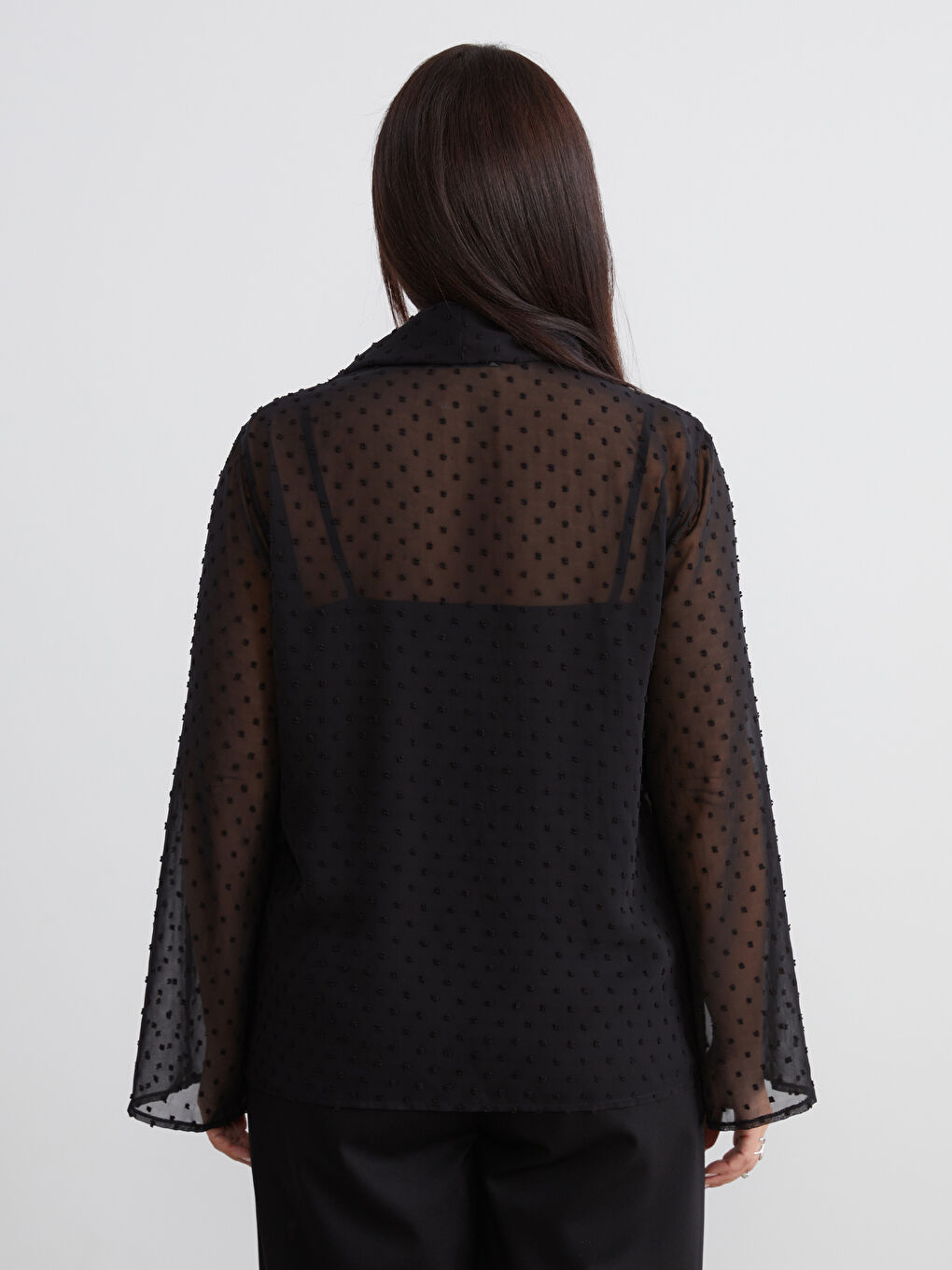 Siyah Şal Yaka Puantiyeli Şifon Bluz ve Atlet-3