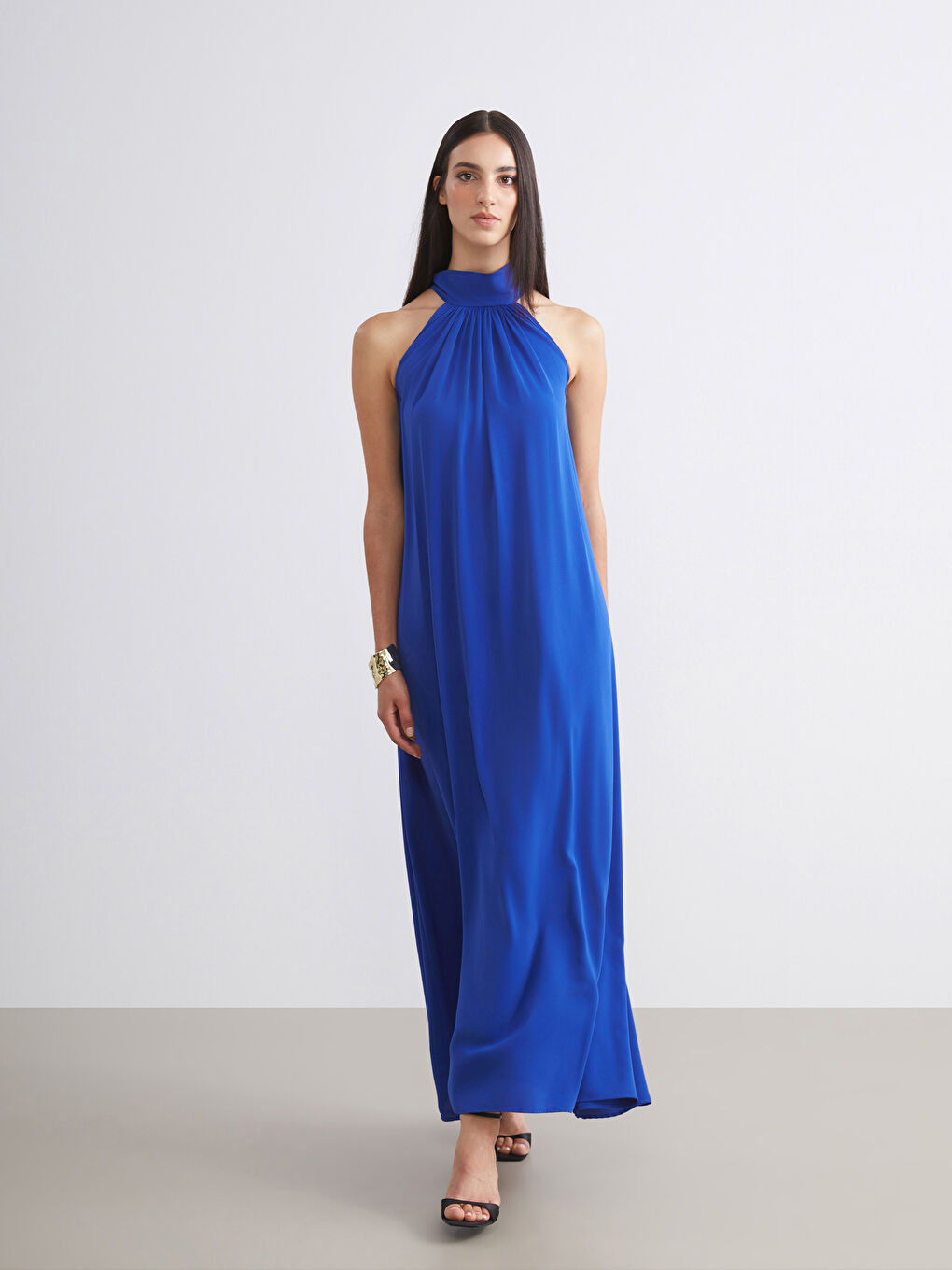 Mavi Halter Yaka Büzgülü Elbise-1