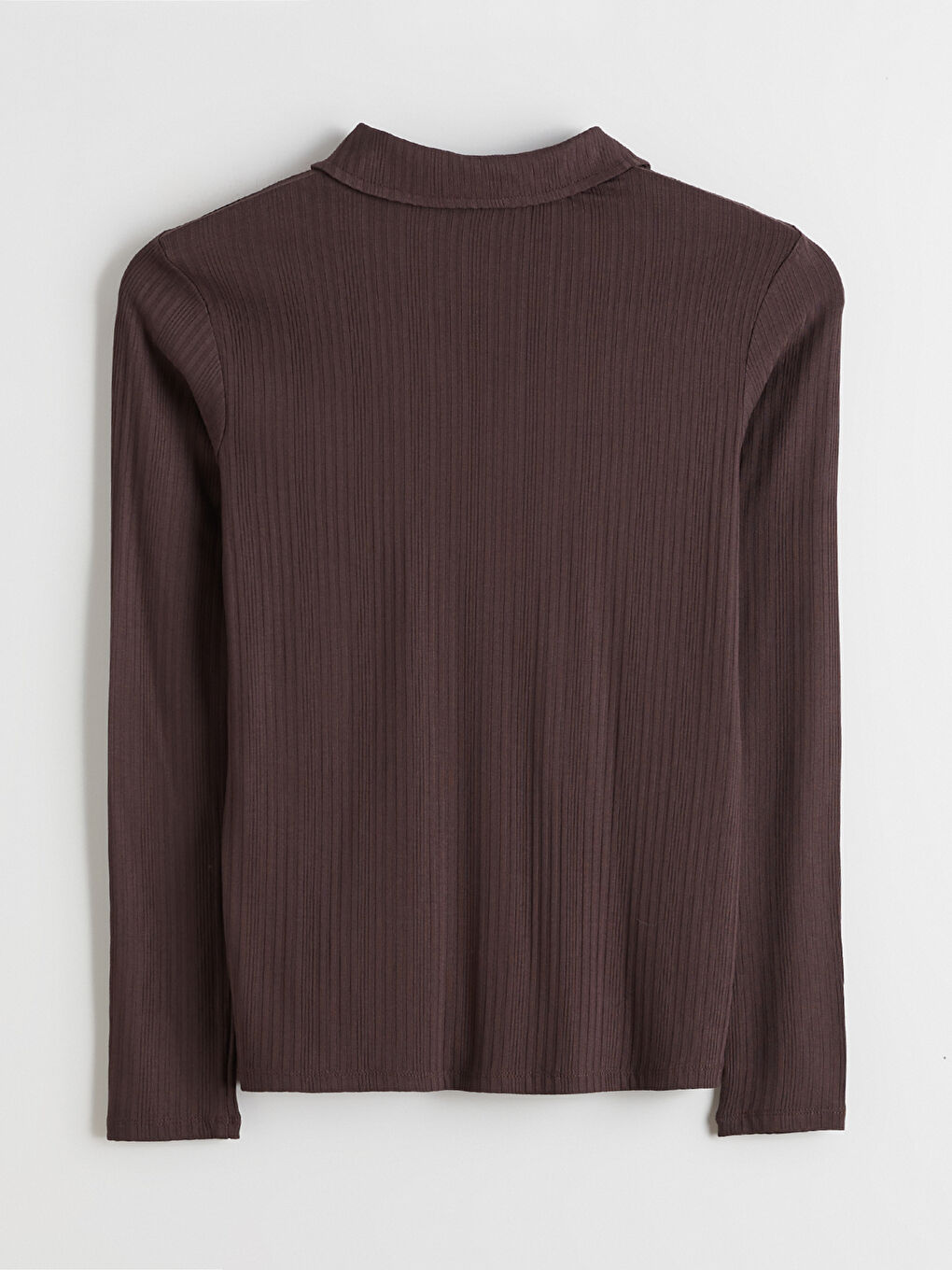 Kahverengi Polo Yaka Fitilli Kadın Tişört-5