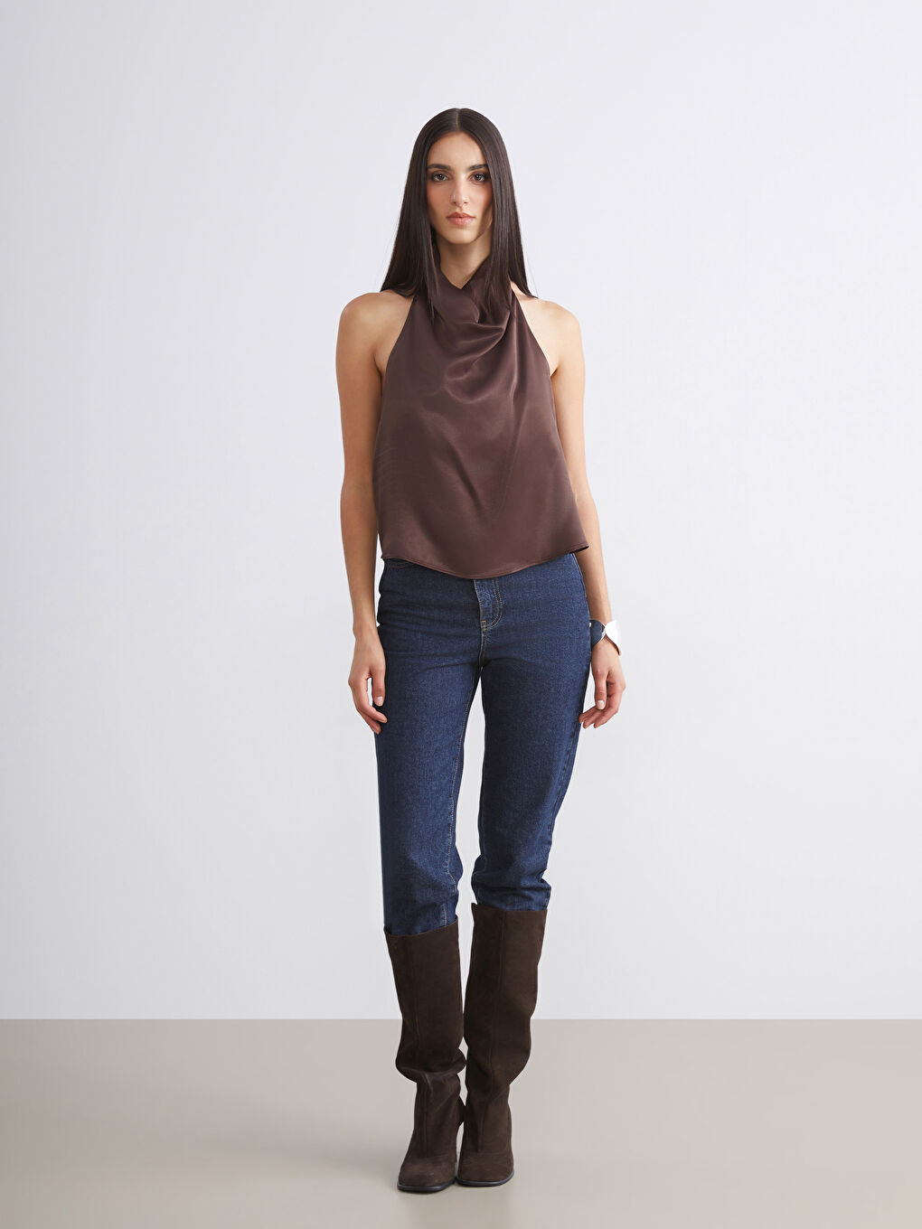 Kahverengi Halter Yaka Saten Bluz-1