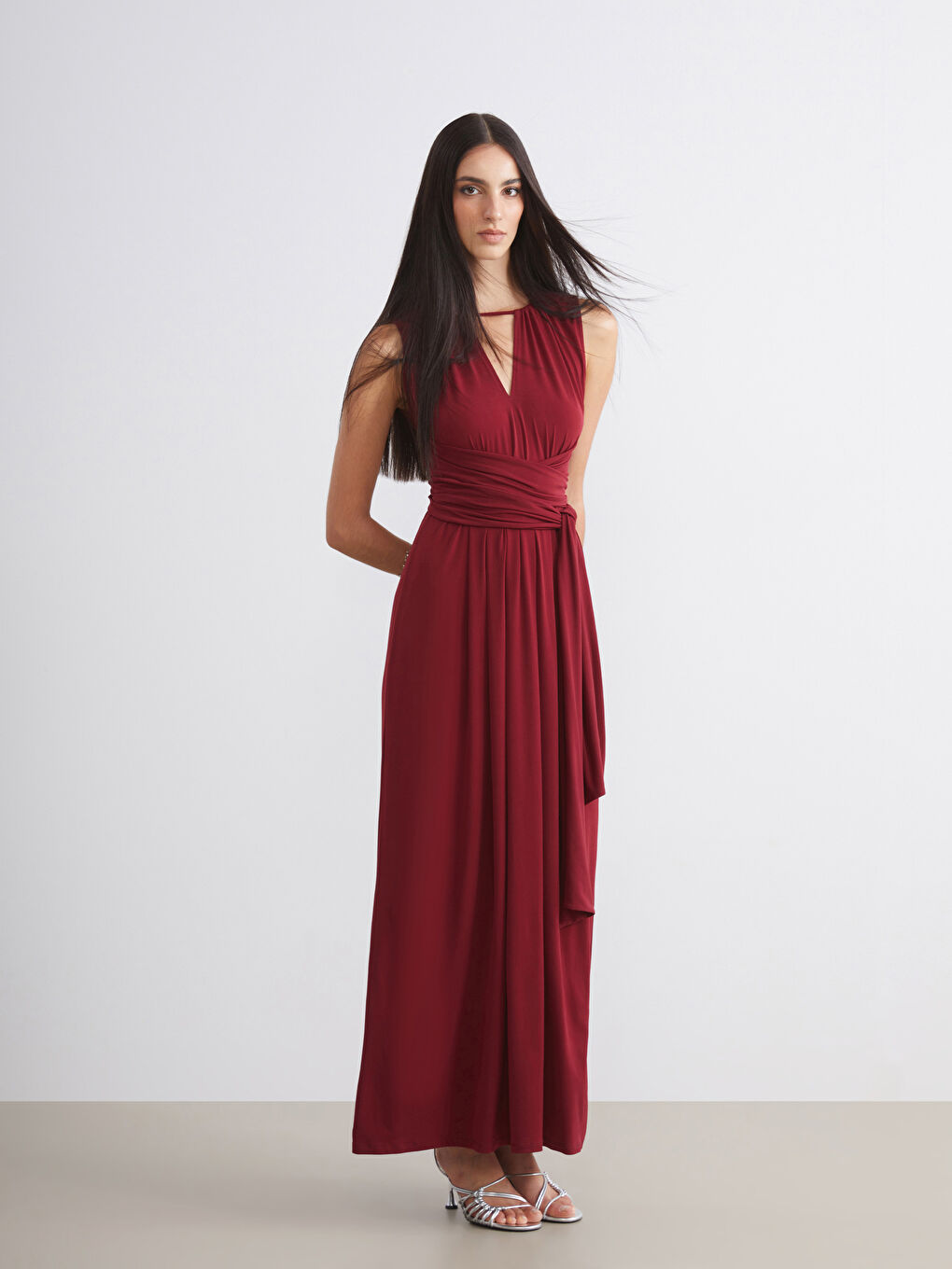 Bordo V Yaka Büzgülü Abiye Elbise-1