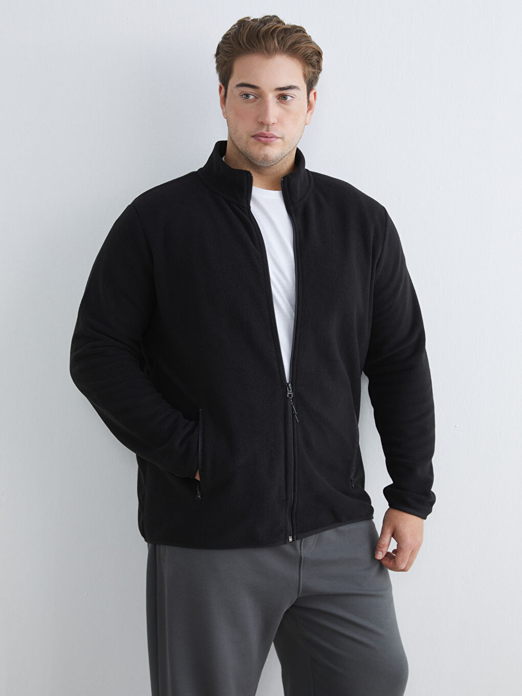 Siyah Standart Kalıp Dik Yaka Polar Erkek Fermuarlı Sweatshirt-1