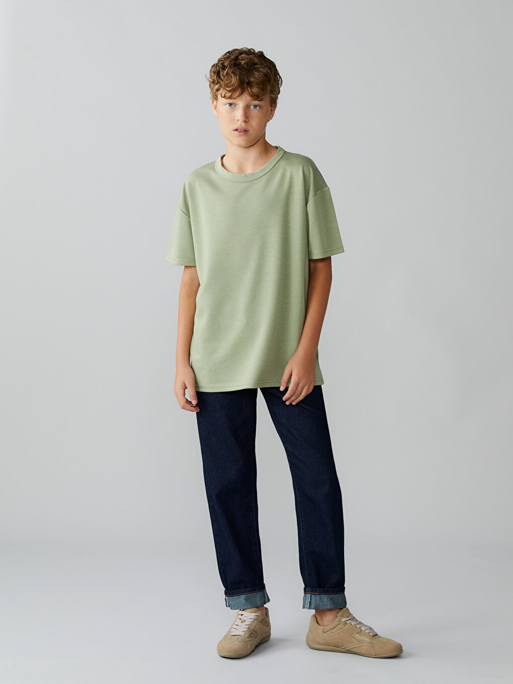 Haki Bisiklet Yaka Erkek Çocuk Tişört-1
