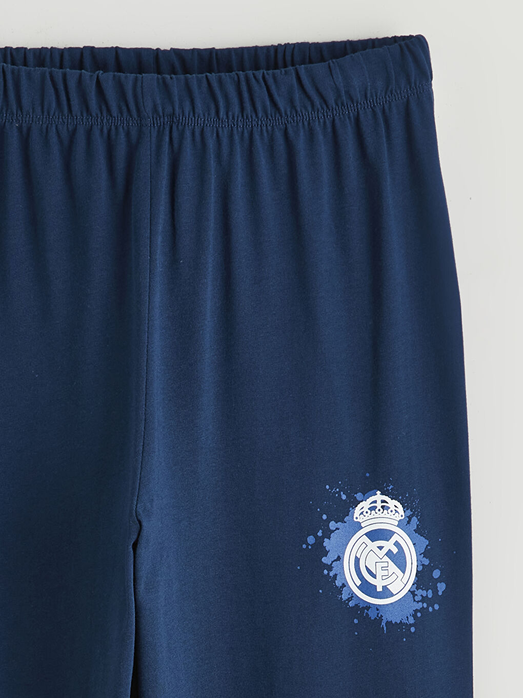 Pidžama komplet sa okruglim izrezom Real Madrid štampano za dečake-5