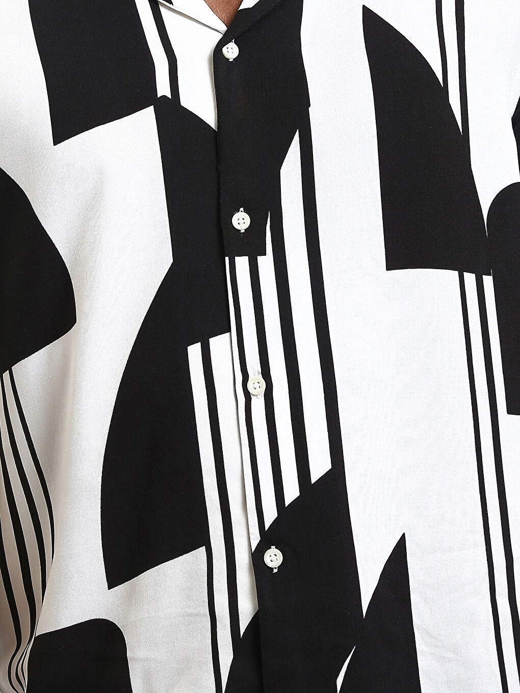 قميص رجالي بكم قصير بقماش دوبي بقصة عادية-2