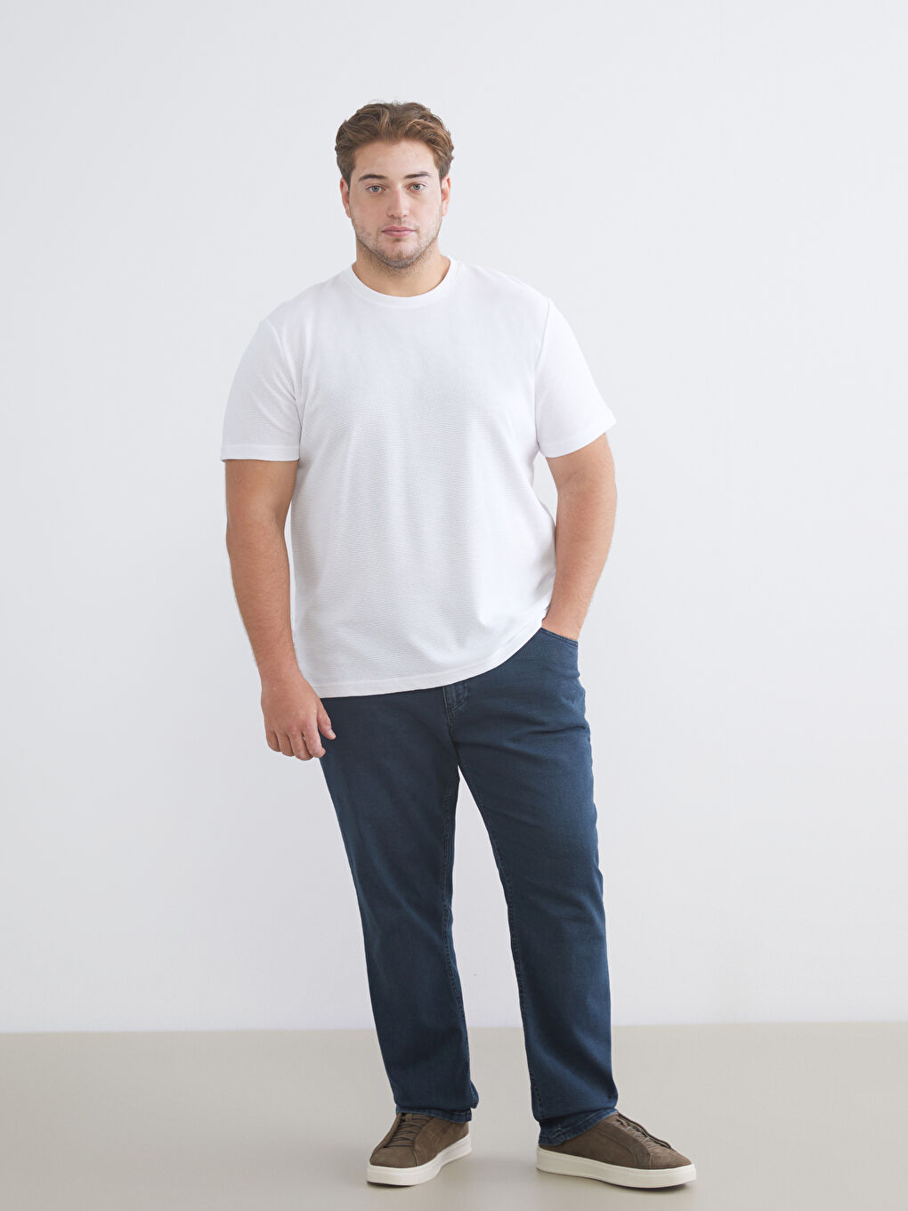 Beyaz Büyük Beden Bisiklet Yaka Penye Erkek Tişört-1