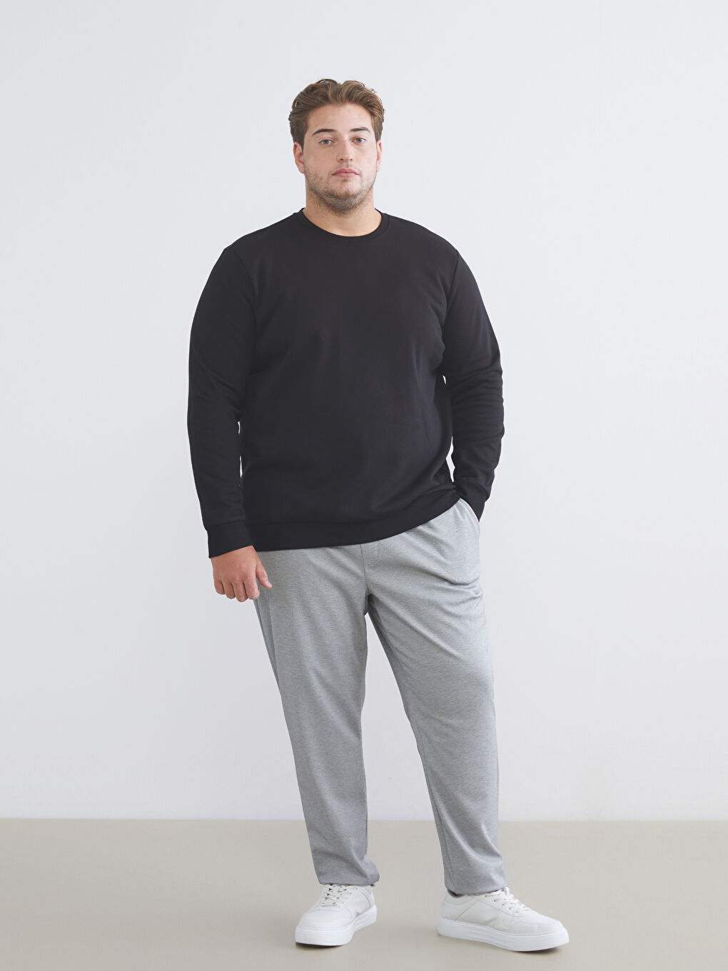 Siyah Büyük Beden Bisiklet Yaka Erkek Sweatshirt-1