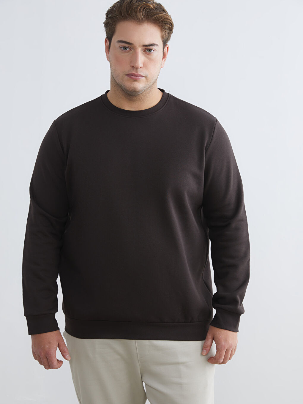 Kahverengi Büyük Beden Bisiklet Yaka Erkek Sweatshirt