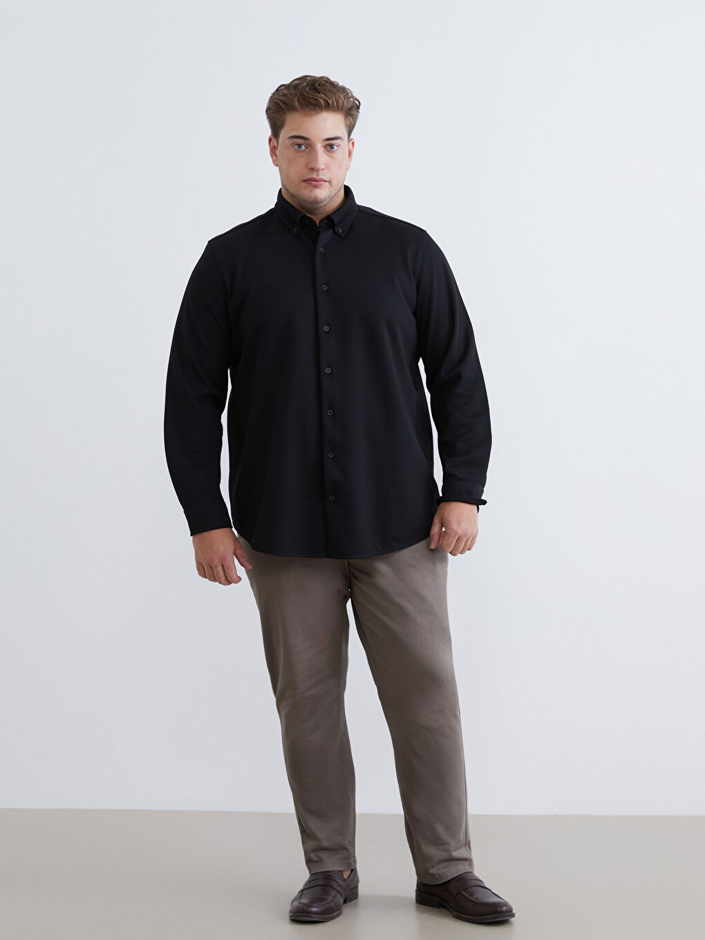 Siyah Büyük Beden Regular Fit Uzun Kollu Erkek Gömlek-1