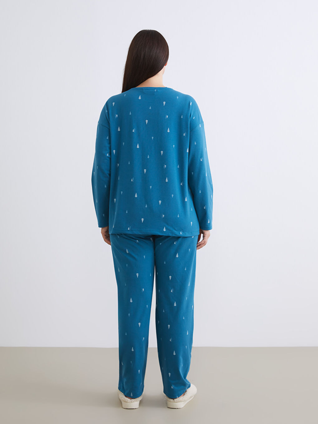 Turkuaz Bisiklet Yaka Yılbaşı Temalı Kadın Pijama Takımı-3