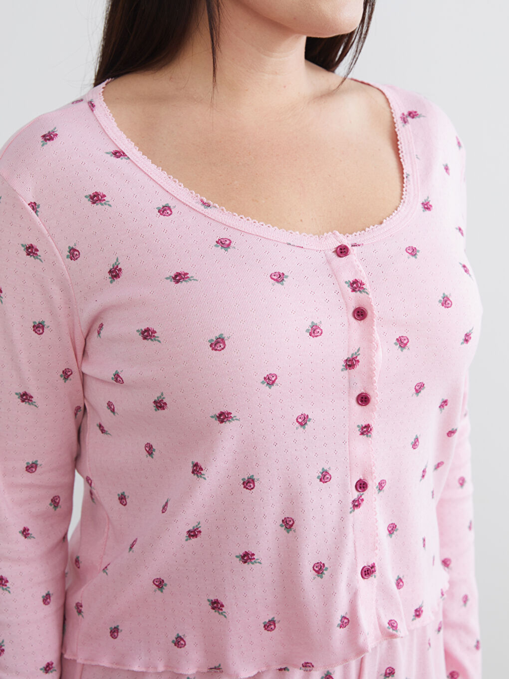 Pembe Büyük Beden U Yaka Çiçekli Kadın Pijama Üstü-1